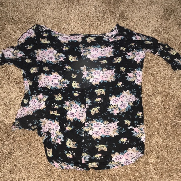 Streetwear society crop top with longer back - Picture 2 of 2